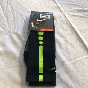 Men’s Nike elite basketball socks
